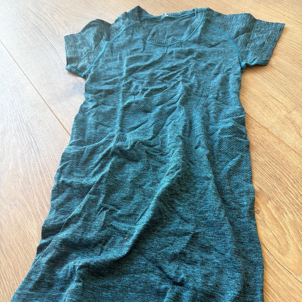 Lululemon Scuba Tee